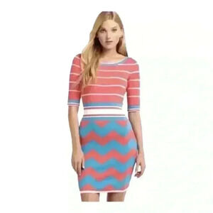 Lilly Pulitzer Lindsey Sweater Dress Pink & Blue Half Sleeve Body Con Woman’s S